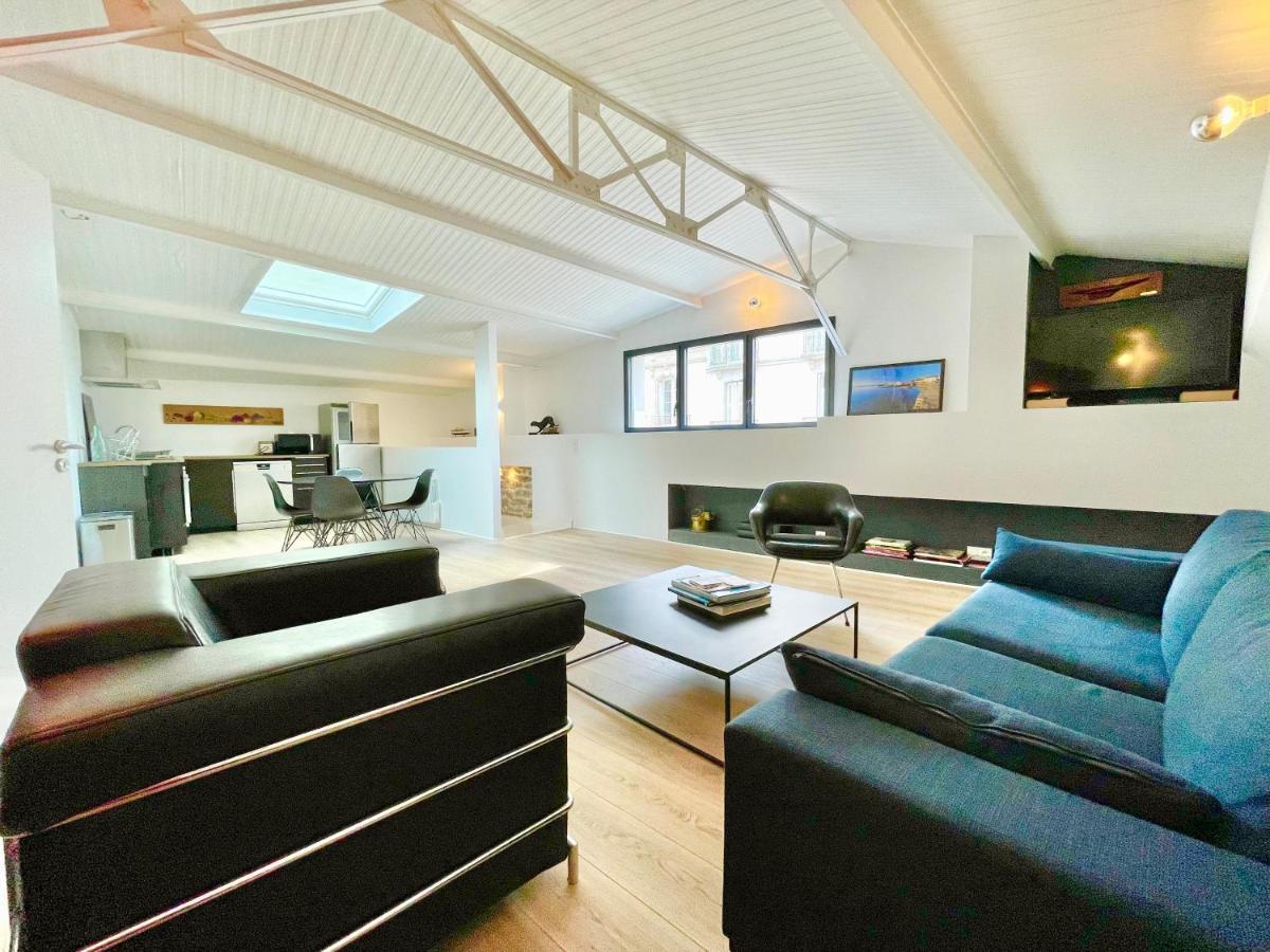 Villa Le Loft - Calme & Deco - Patio Intime - Salle De Cinema - Centre Ville Vannes Buitenkant foto